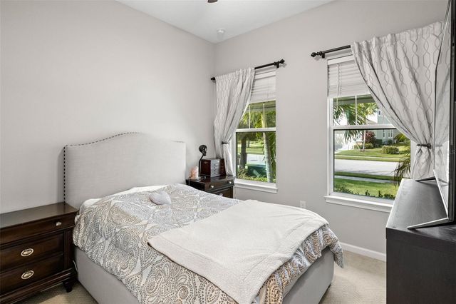 5213 HORIZON COVE, Bradenton, FL 34211