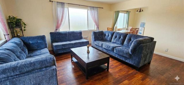 727 N Main Ave., Fallbrook, CA 92028