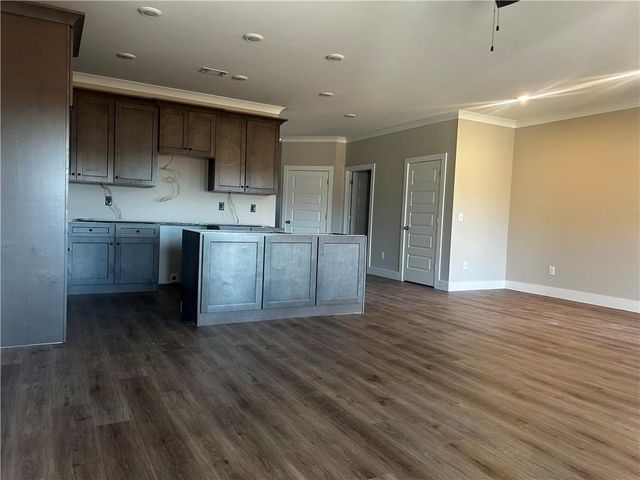 144 Sunflower NE Circle, Cartersville, GA 30121