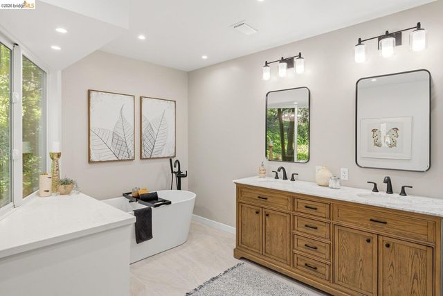 3696 Boyer Cir, Lafayette, CA 94549