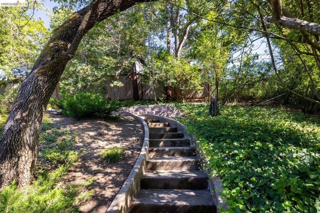 3696 Boyer Cir, Lafayette, CA 94549