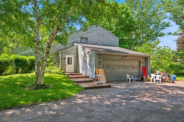 27050 W Wilmot Road, Antioch, IL 60002