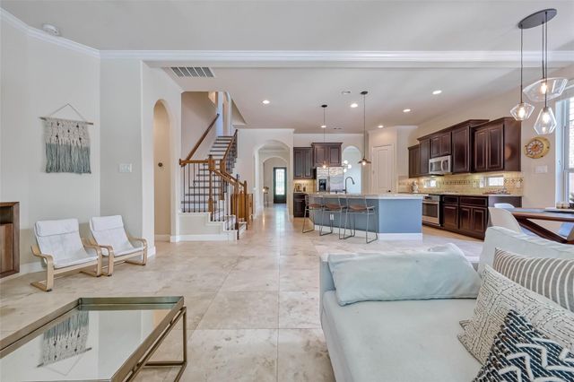 210 Hearthshire Circle, The Woodlands, TX 77354