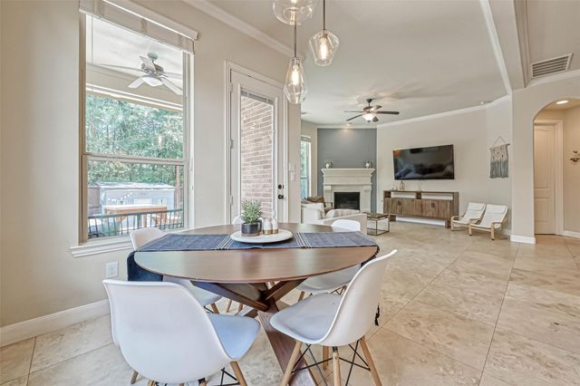210 Hearthshire Circle, The Woodlands, TX 77354