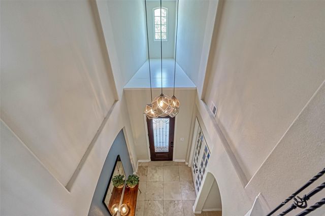 210 Hearthshire Circle, The Woodlands, TX 77354