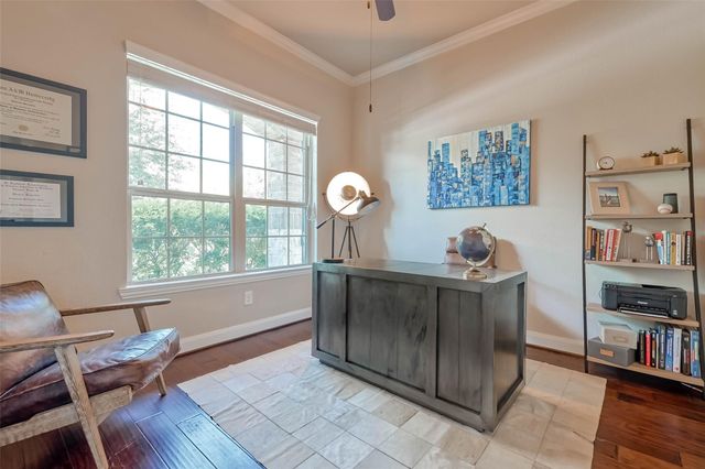 210 Hearthshire Circle, The Woodlands, TX 77354