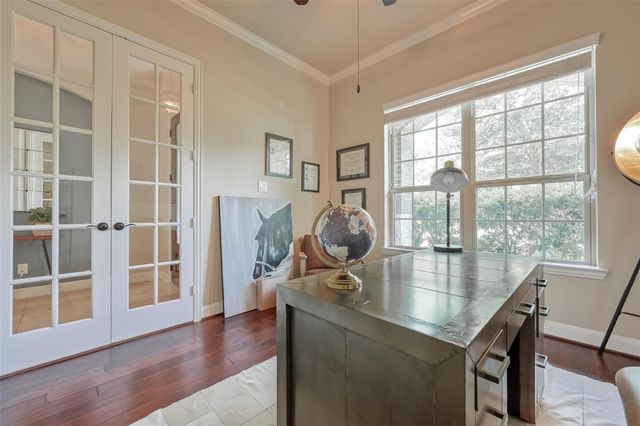 210 Hearthshire Circle, The Woodlands, TX 77354