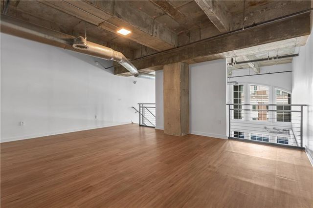 230 18th Street 11402, Atlanta, GA 30363