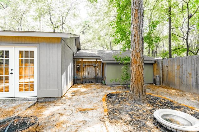 2717 S Millbend Drive, The Woodlands, TX 77380