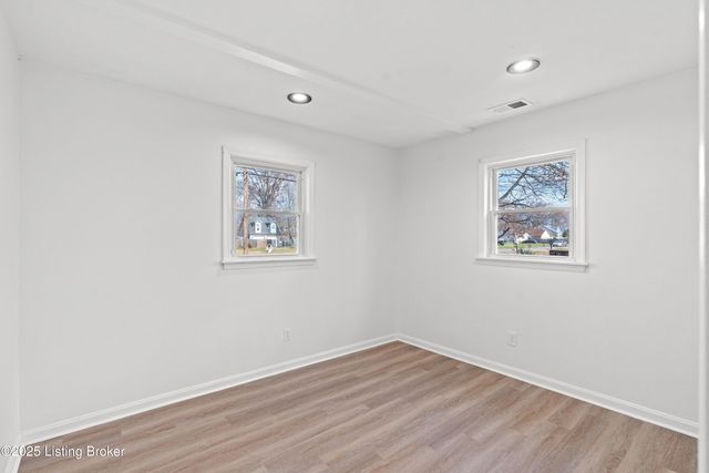 1274 Lipps Ln, Louisville, KY 40219