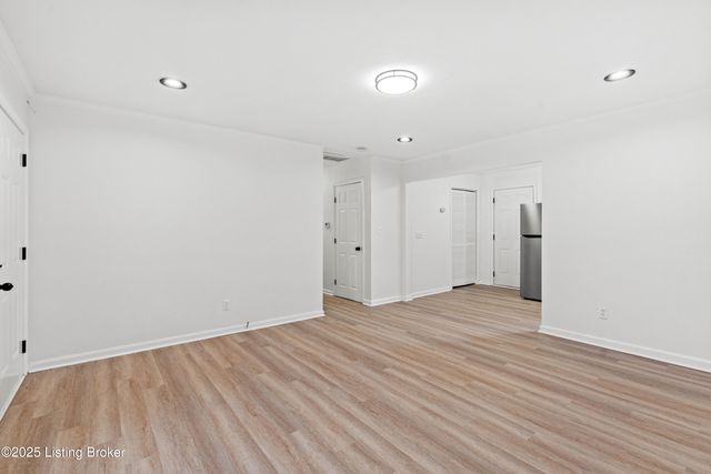 1274 Lipps Ln, Louisville, KY 40219