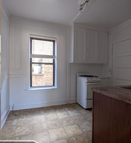 2706 N Spaulding Avenue 3FF, Chicago, IL 60647