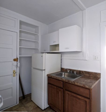 2706 N Spaulding Avenue 3FF, Chicago, IL 60647