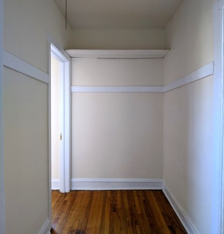 2706 N Spaulding Avenue 3FF, Chicago, IL 60647
