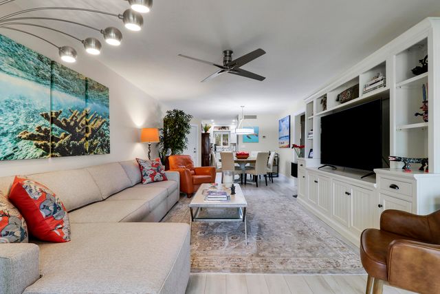 1 Garden Street 207, Tequesta, FL 33469