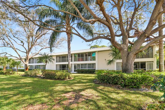 1 Garden Street 207, Tequesta, FL 33469