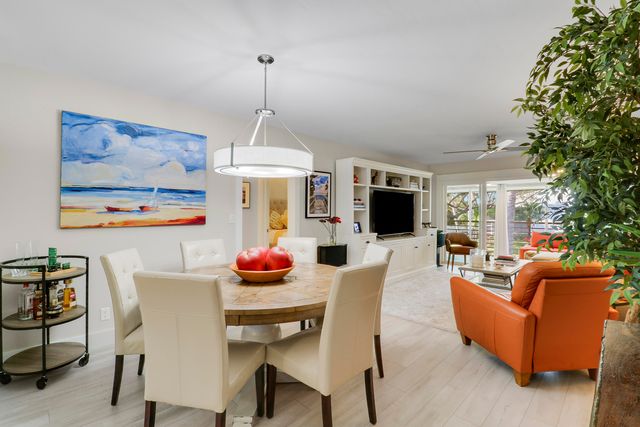 1 Garden Street 207, Tequesta, FL 33469