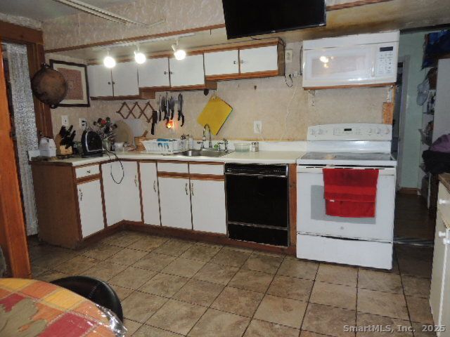 201 Colony Street, Meriden, CT 06451