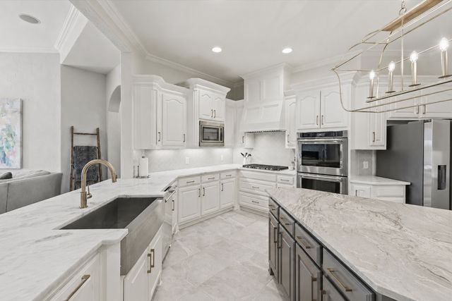 5121 Verdant Valley Drive, Frisco, TX 75034