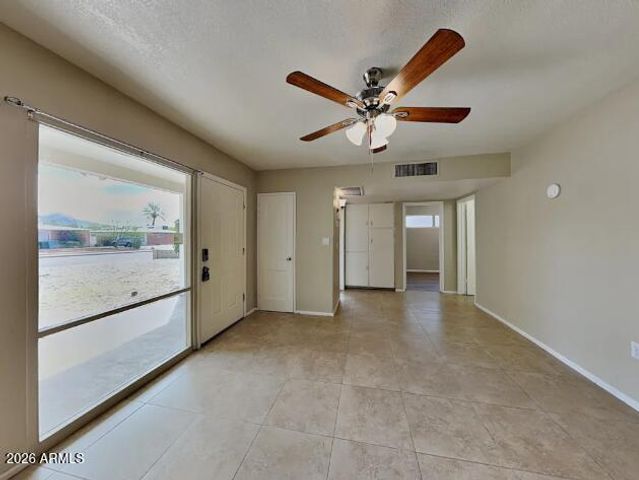 9444 N 4TH Avenue, Phoenix, AZ 85021