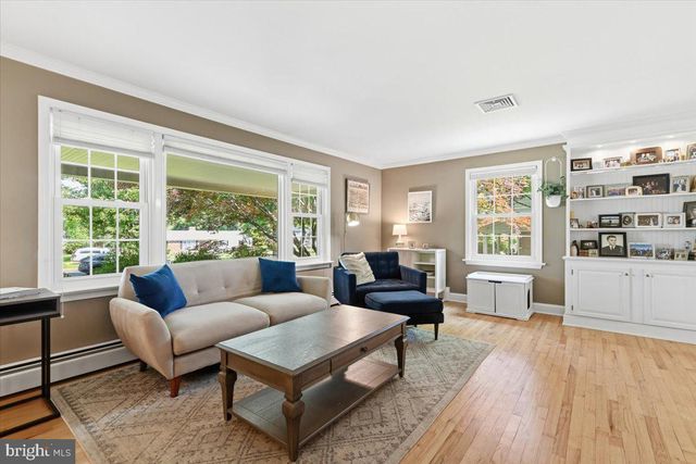 406 BONNIE LN, Lansdale, PA 19446