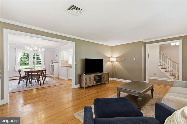 406 BONNIE LN, Lansdale, PA 19446
