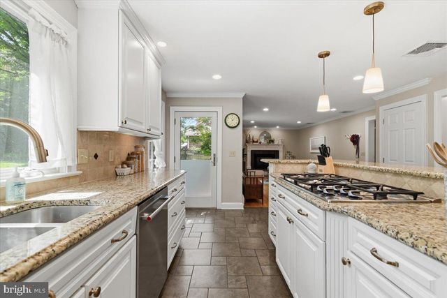 406 BONNIE LN, Lansdale, PA 19446