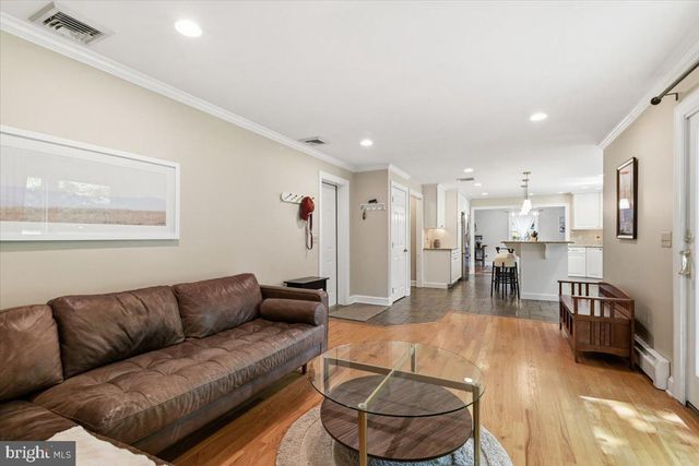 406 BONNIE LN, Lansdale, PA 19446