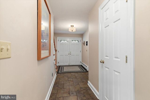 406 BONNIE LN, Lansdale, PA 19446