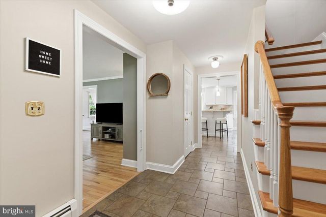 406 BONNIE LN, Lansdale, PA 19446