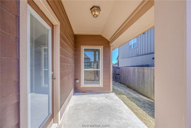 1012 Old Vine Road, Brenham, TX 77833