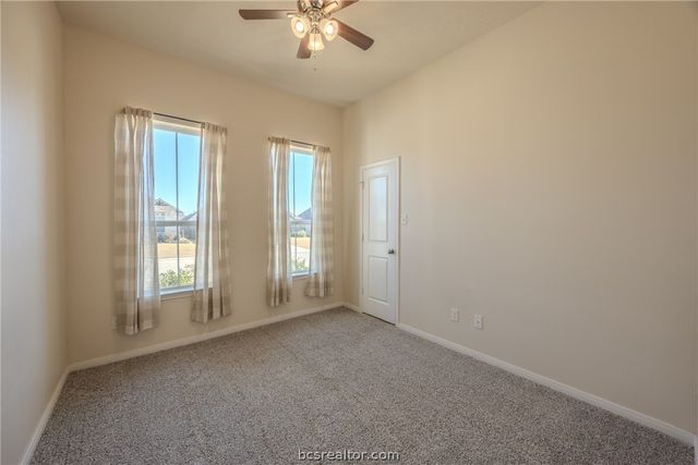 1012 Old Vine Road, Brenham, TX 77833