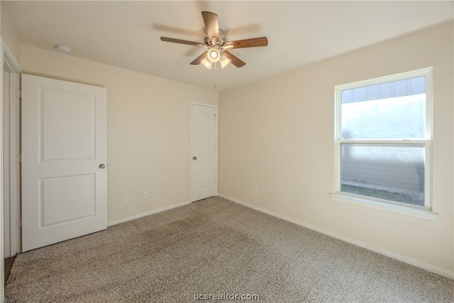 1012 Old Vine Road, Brenham, TX 77833