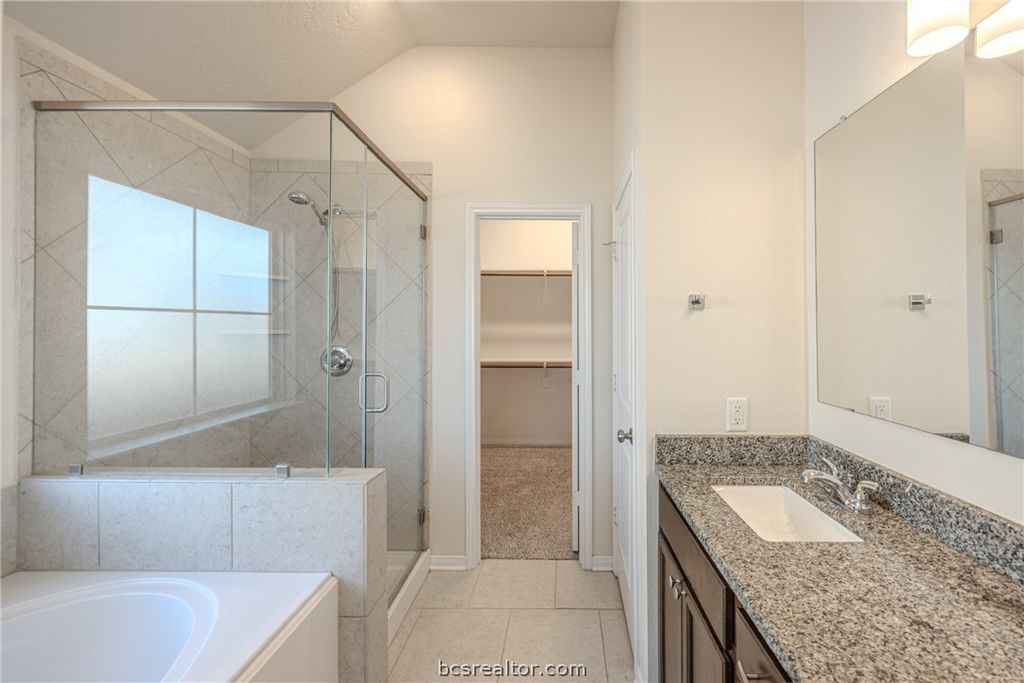 1012 Old Vine Road, Brenham, TX 77833 — photo 4