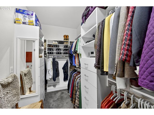 421 SHERWOOD Loop, Florence, OR 97439