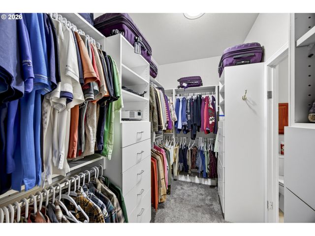 421 SHERWOOD Loop, Florence, OR 97439