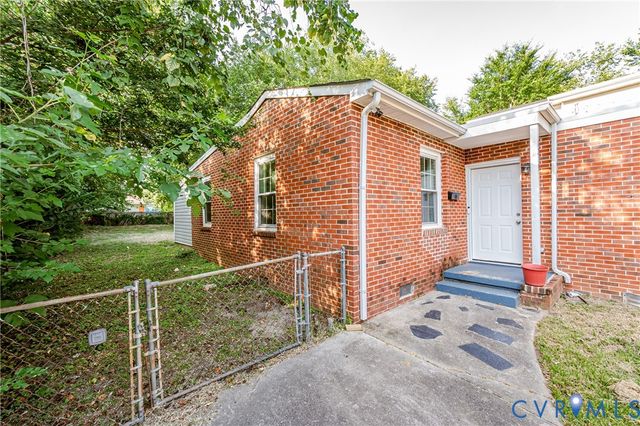 1219 Rome St, Petersburg, VA 23803