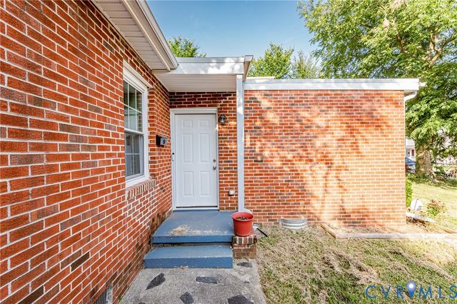 1219 Rome St, Petersburg, VA 23803