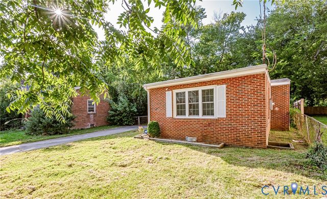 1219 Rome St, Petersburg, VA 23803