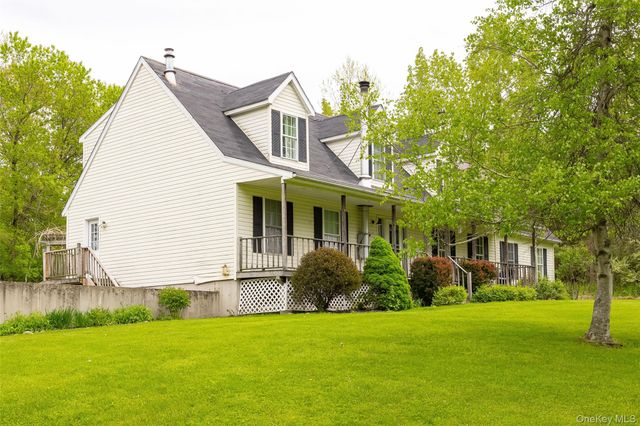 1763 County Route 19, Red Hook, NY 12571