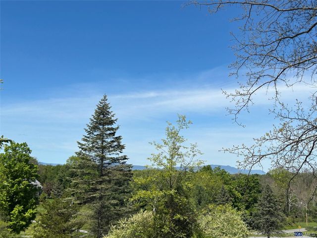 1763 County Route 19, Red Hook, NY 12571