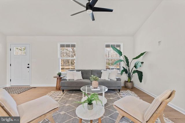 512 CEDAR HILL RD, Mineral, VA 23117