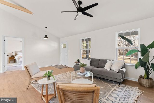 512 CEDAR HILL RD, Mineral, VA 23117