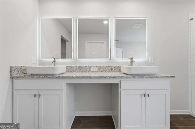3212 Winding Waters Way, Powder Springs, GA 30127