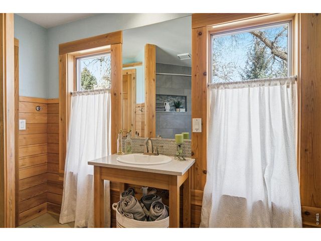2205 Stonecrest Dr, Fort Collins, CO 80521