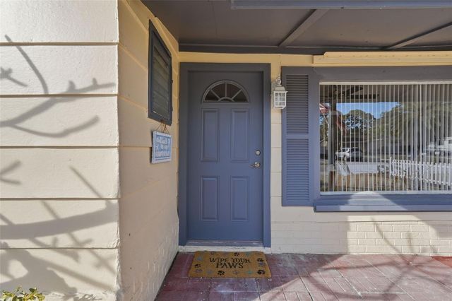 8061 49TH AVENUE N, St Petersburg, FL 33709