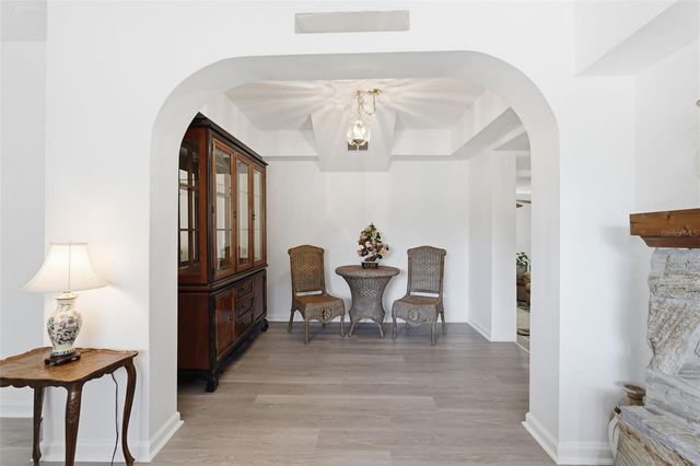 8061 49TH AVENUE N, St Petersburg, FL 33709