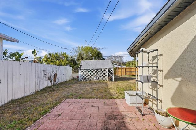 8061 49TH AVENUE N, St Petersburg, FL 33709