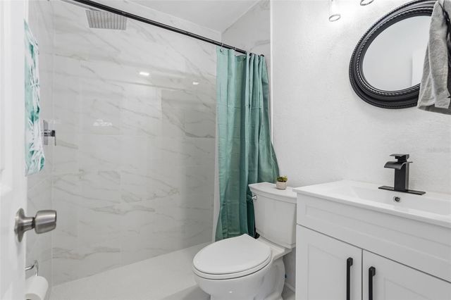 8061 49TH AVENUE N, St Petersburg, FL 33709