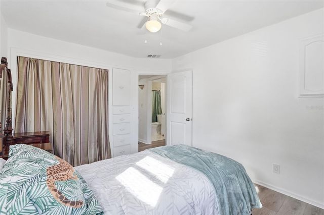 8061 49TH AVENUE N, St Petersburg, FL 33709